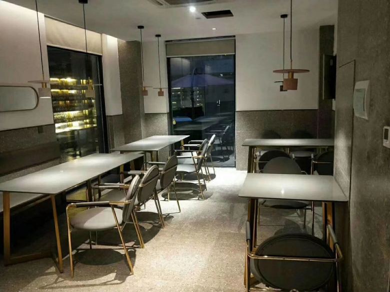 20210405/606ae2e6193ec.jpg 西安博菲克餐桌椅定做工廠展廳.jpg