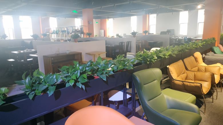 20210706/60e3f6c150fde.jpg 西安酒店桌椅展廳.jpg