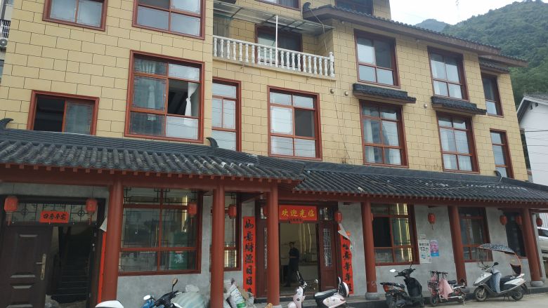 20210905/61348c444784e.jpg 商洛市足浴會(huì)所裝修現(xiàn)場(chǎng).jpg