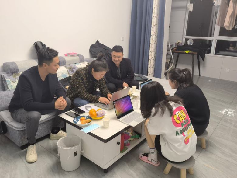 20211117/6193d80d4fd82.jpg 西安博菲克酒店家具廠設(shè)計師瀏覽神木冠之尚酒店效果圖.jpg