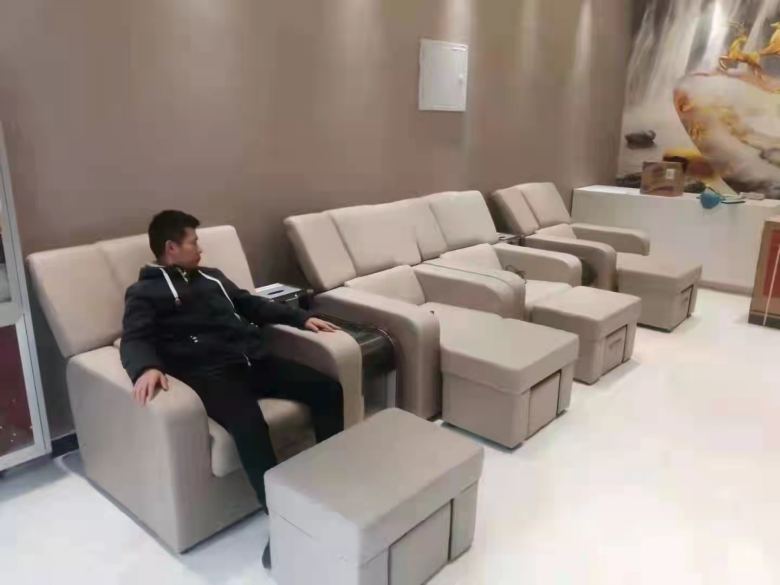 20211205/61ac603c91bc5.jpg 咸陽客戶最終選購的足療沙發(fā)款式圖.jpg