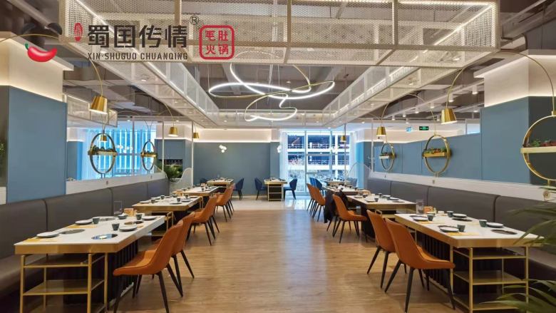 20230110/63bd78dea7c99.jpg 府谷蜀國傳情毛肚火鍋店卡座沙發(fā).jpg