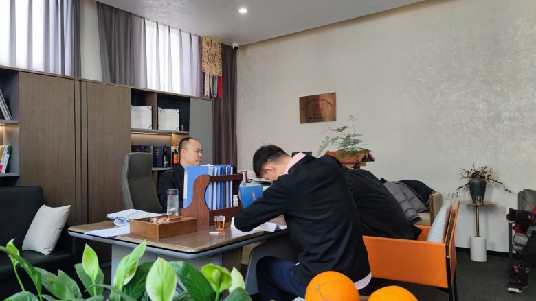 20230204/63ddc62e39764.jpg 延安天祖國(guó)際酒店與西安博菲克酒店家具廠簽約現(xiàn)場(chǎng).jpg