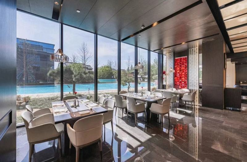 20230415/643a0a8c8c5a9.jpg 高檔餐廳桌椅.jpg