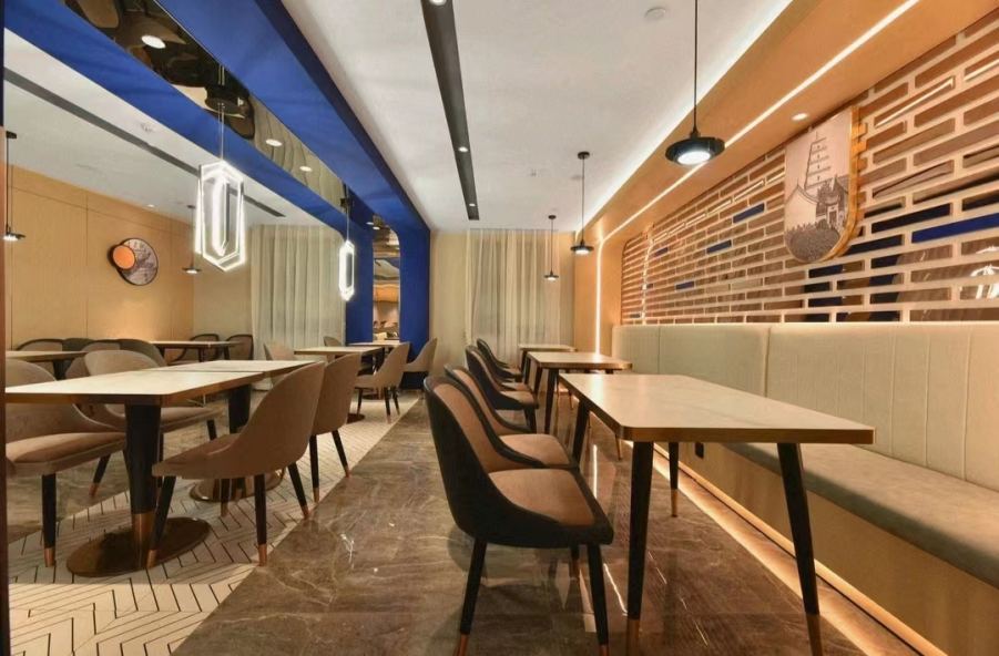 20230518/646610aaaf00e.jpg 星程酒店早餐區(qū)桌椅.jpg